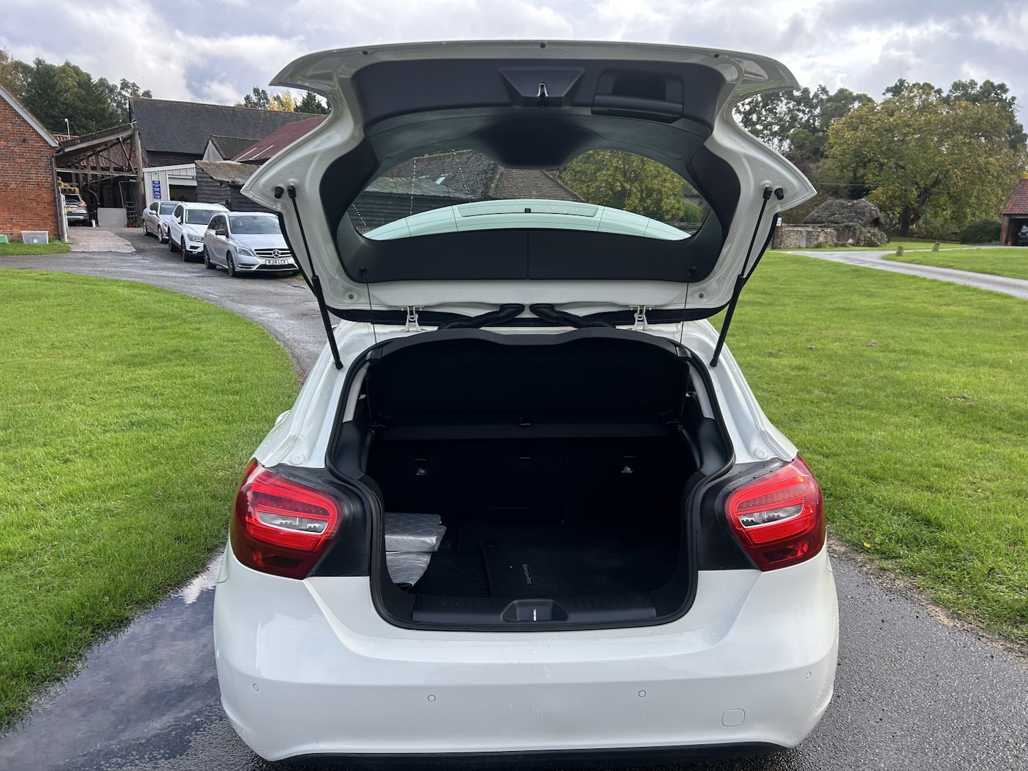 Used Mercedes-Benz A-Class 2017 for sale - 76662752: Photo 24