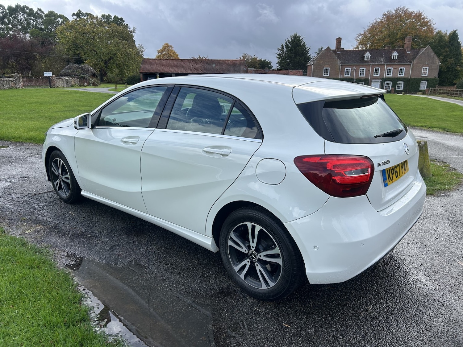 Used Mercedes-Benz A-Class 2017 for sale - 76662752: Photo 26