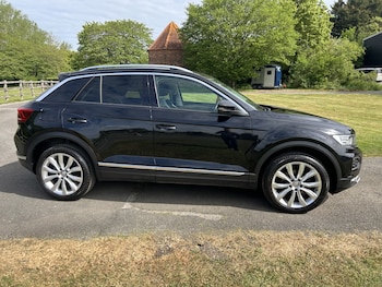 Used Volkswagen T-Roc 2018 for sale - 78489163: Photo