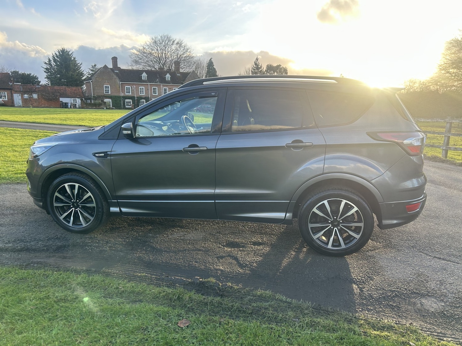 Used Ford Kuga 2017 for sale - 77228229: Photo 24