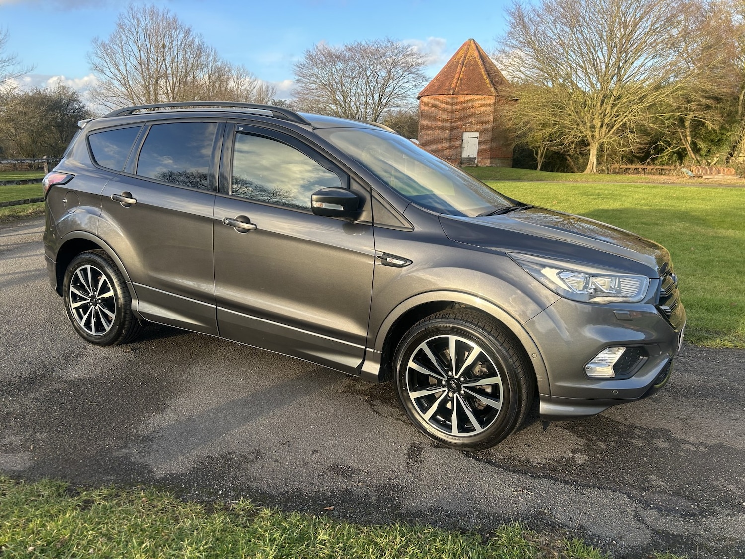 Used Ford Kuga 2017 for sale - 77228229: Photo 3