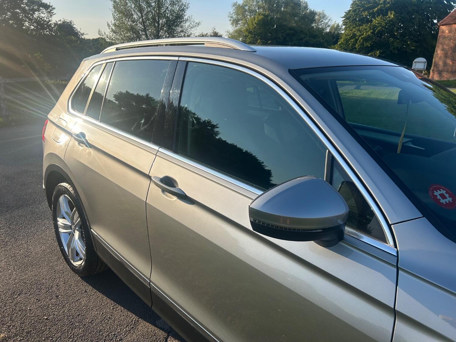 Used Volkswagen Tiguan 2020 for sale - 76662688: Photo 2