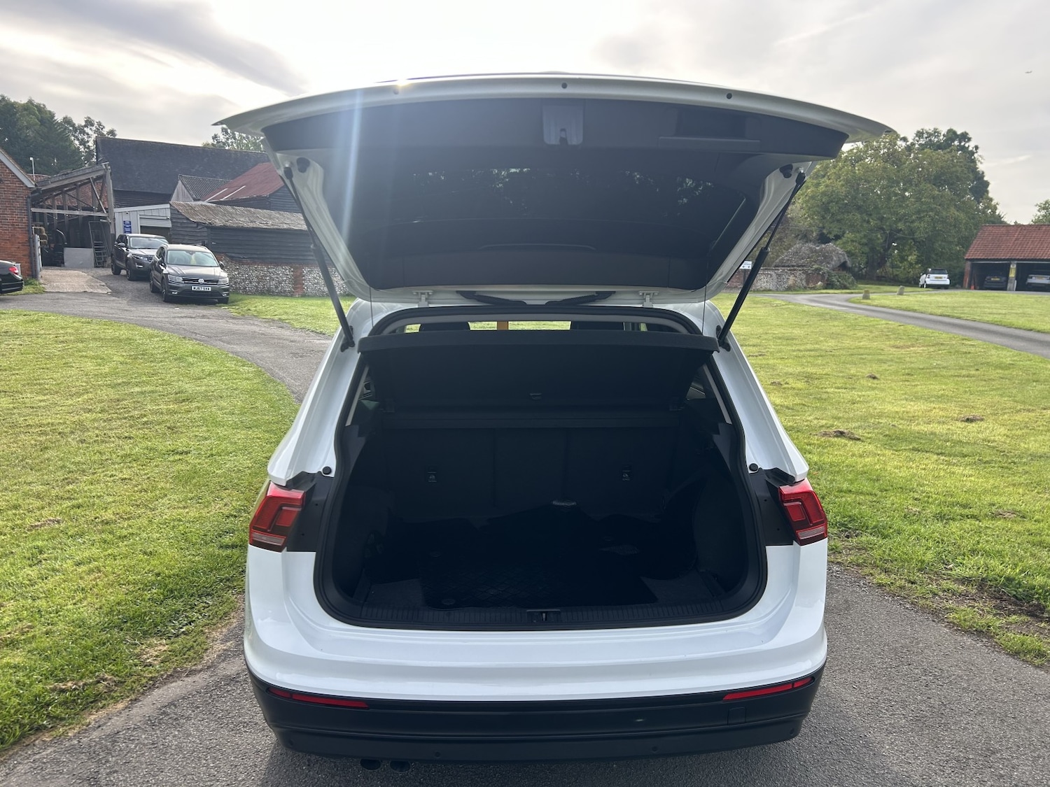 Used Volkswagen Tiguan 2019 for sale - 77129676: Photo 25