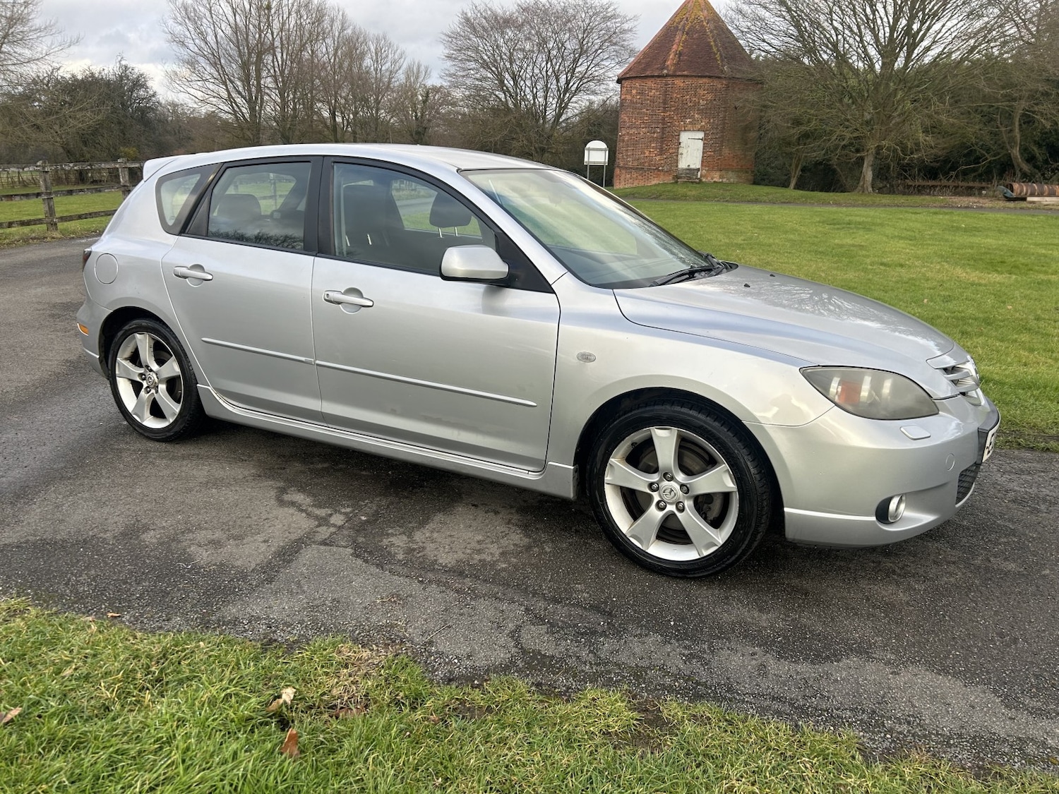Used Mazda Mazda3 2006 for sale - 77370651: Photo 2