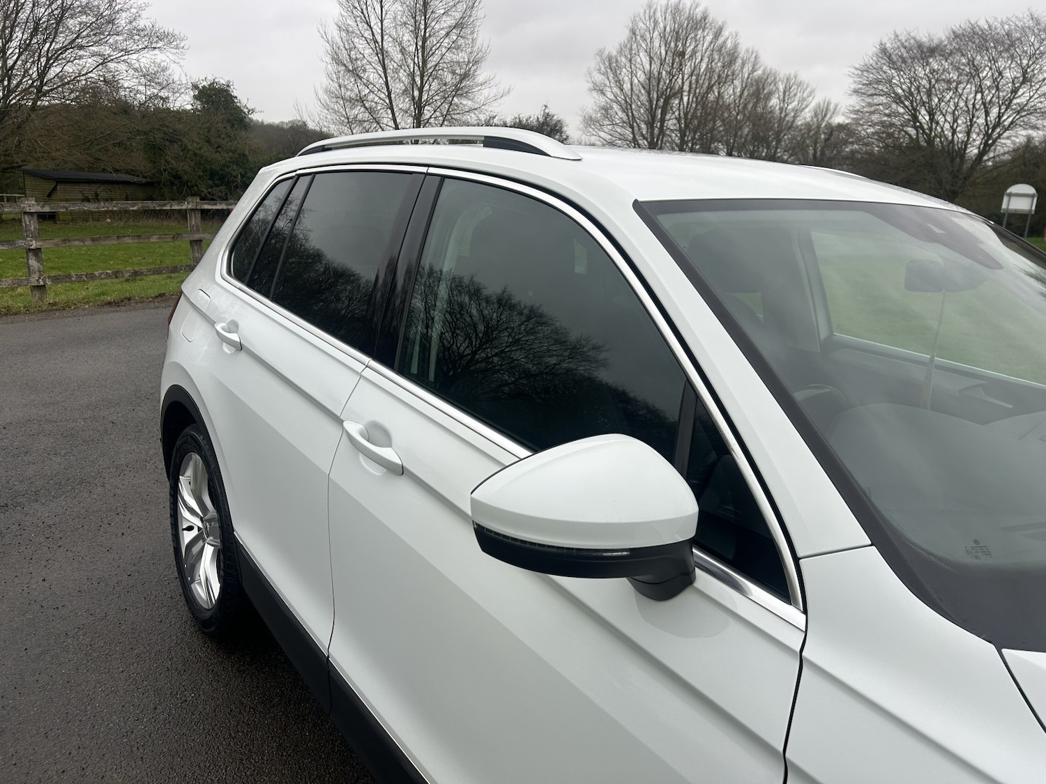 Used Volkswagen Tiguan 2020 for sale - 77629058: Photo 2