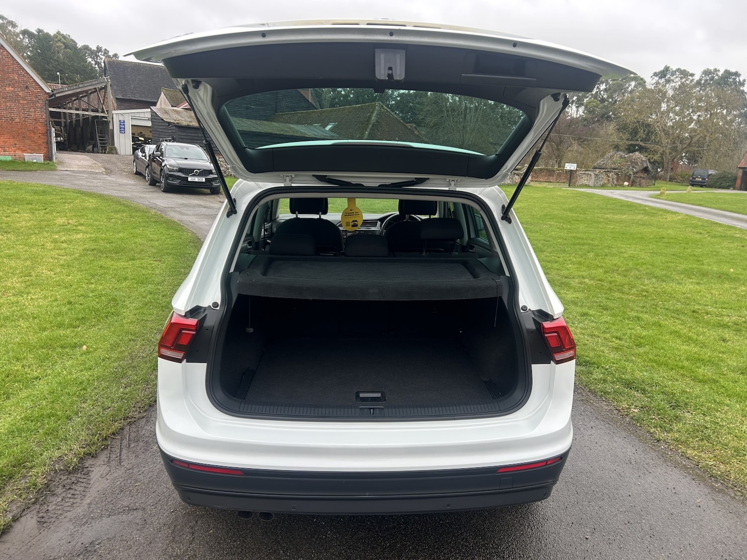 Used Volkswagen Tiguan 2020 for sale - 77629058: Photo 22