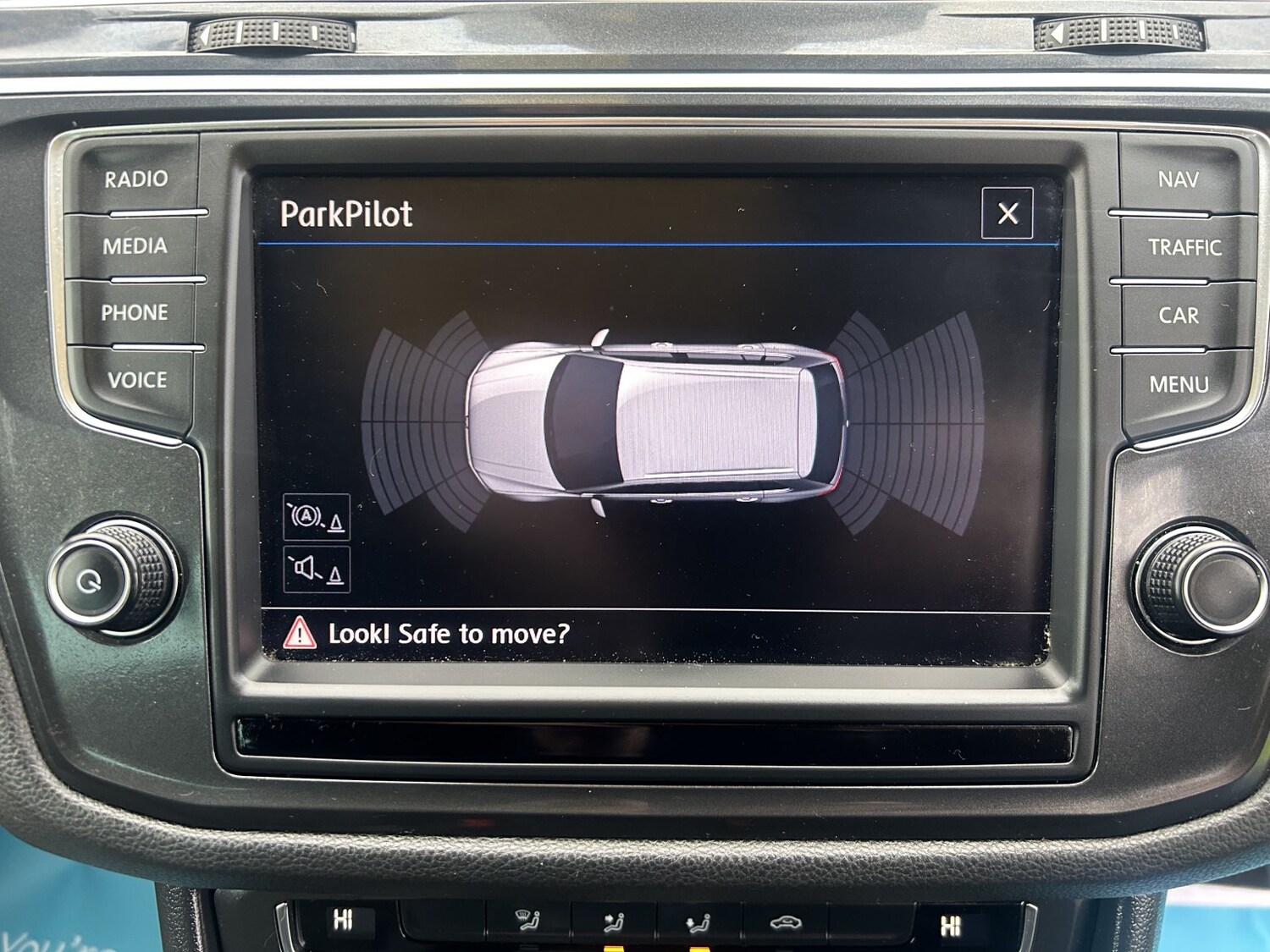 Used Volkswagen Tiguan 2016 for sale - 77694168: Photo 10