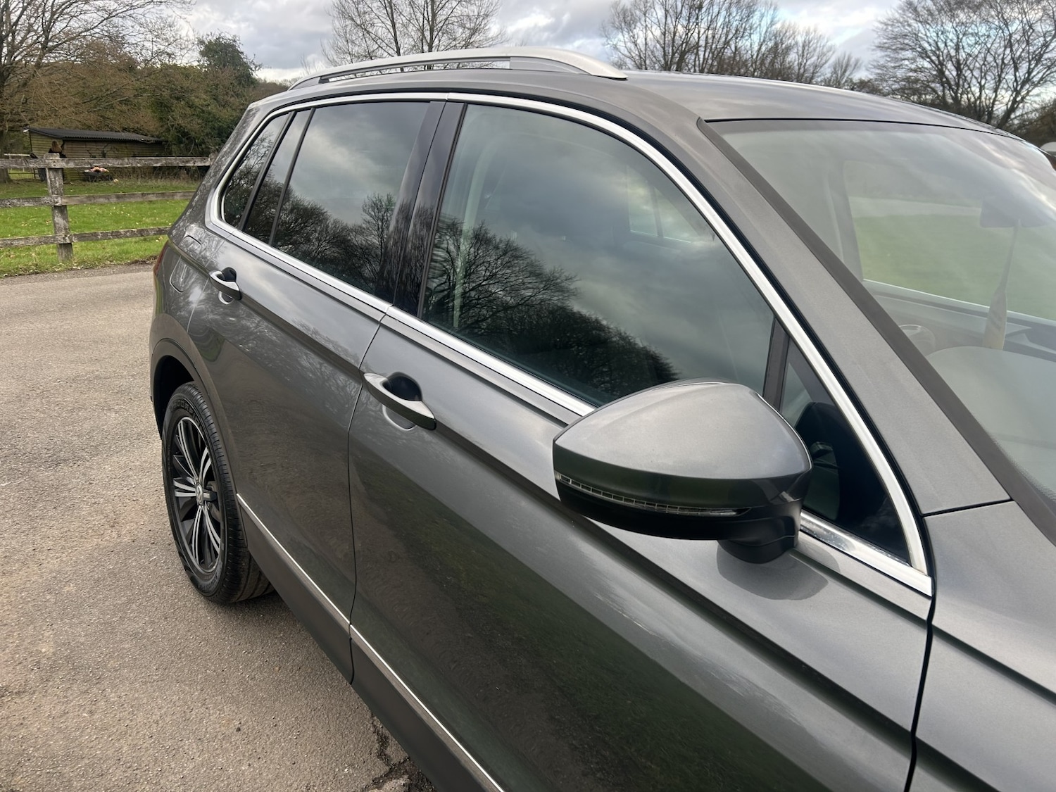 Used Volkswagen Tiguan 2016 for sale - 77694168: Photo 2