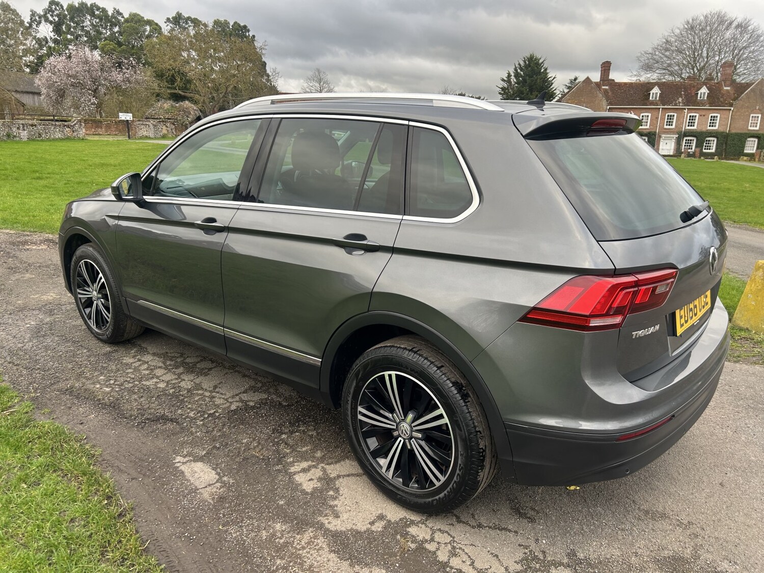 Used Volkswagen Tiguan 2016 for sale - 77694168: Photo 26