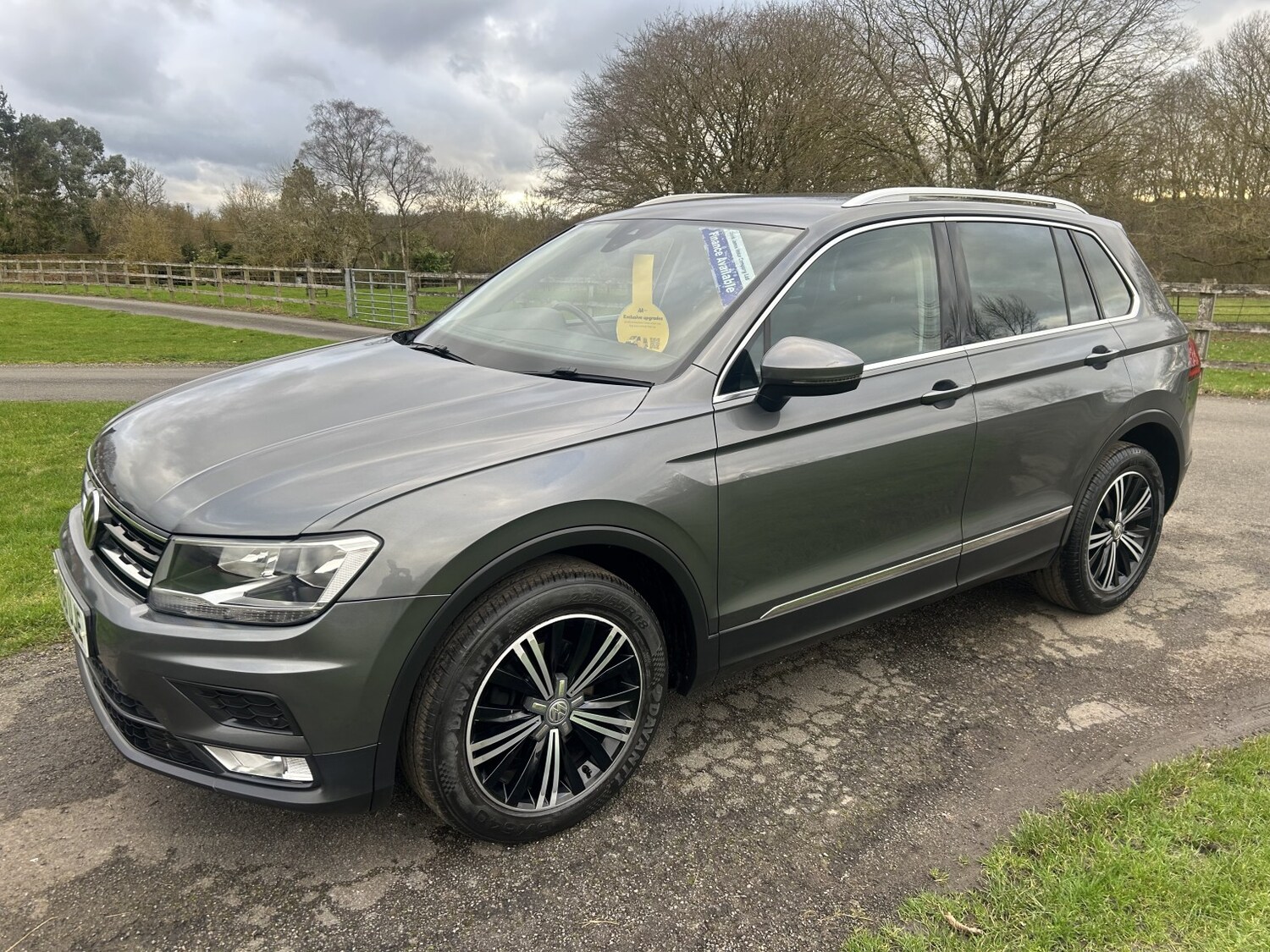 Used Volkswagen Tiguan 2016 for sale - 77694168: Photo 28