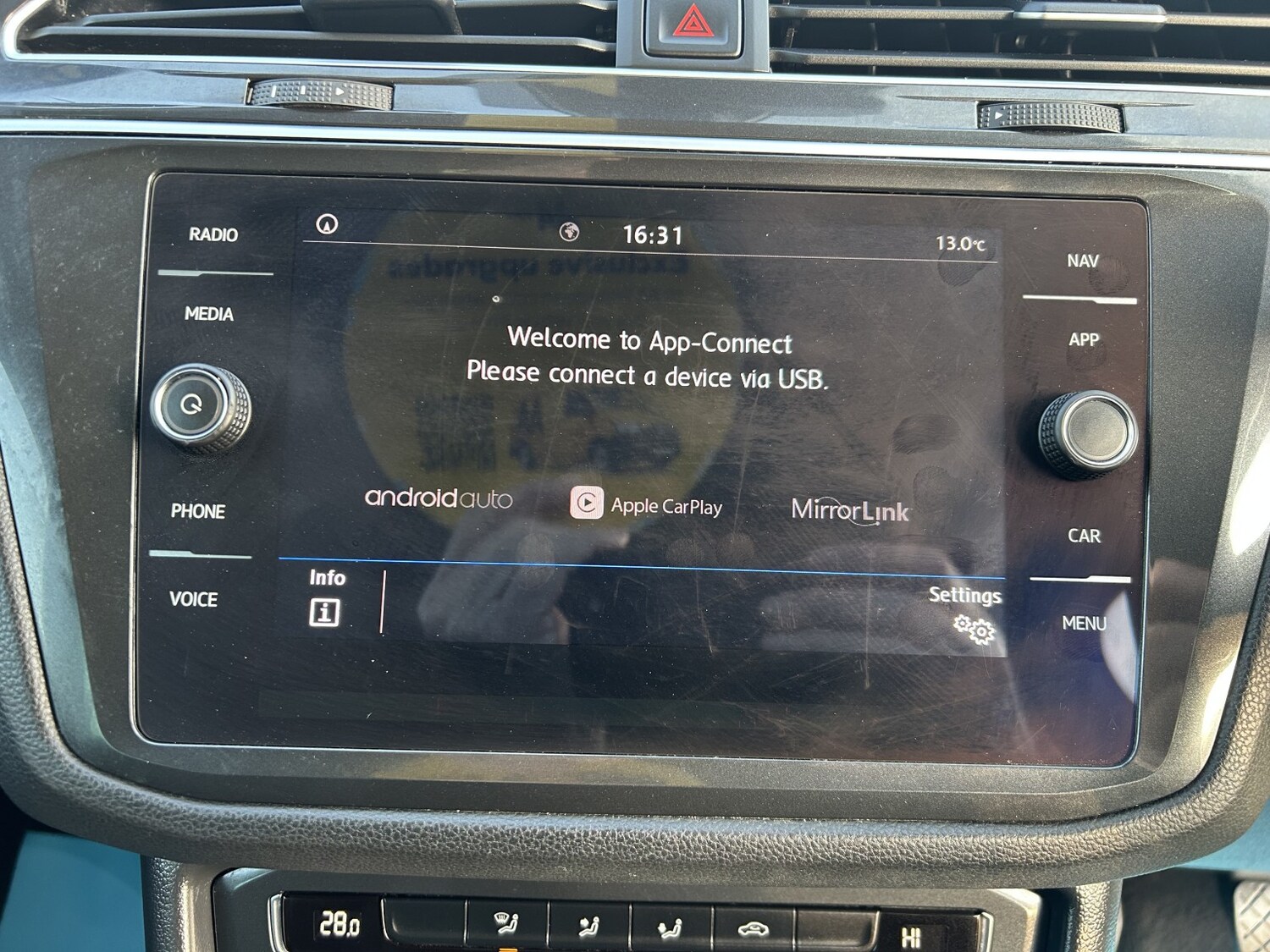 Used Volkswagen Tiguan 2020 for sale - 77813138: Photo 10