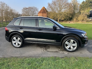 Used Volkswagen Tiguan 2020 for sale - 77813138: Photo