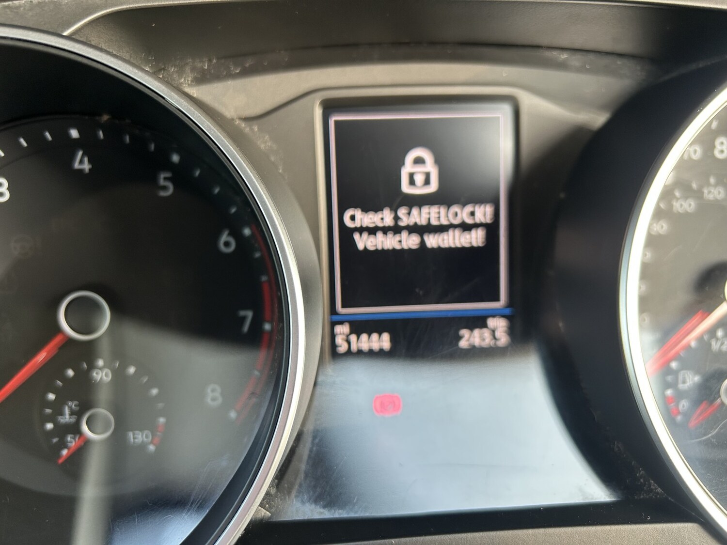 Used Volkswagen Tiguan 2020 for sale - 77813138: Photo 6