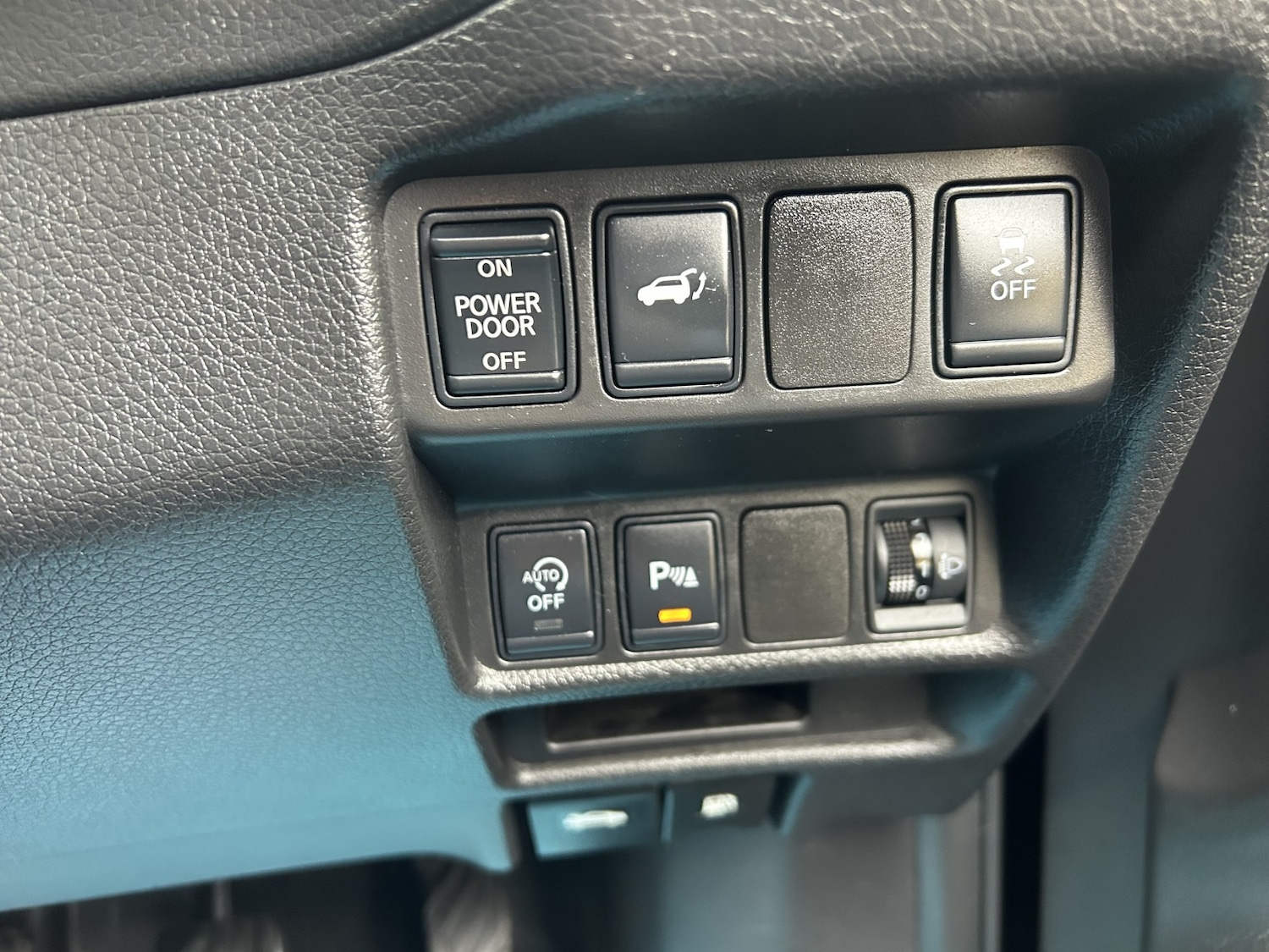 Used Nissan X-Trail 2016 for sale - 76662785: Photo 16