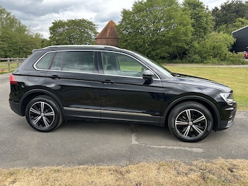 Used Volkswagen Tiguan 2018 for sale - 78614234: Photo