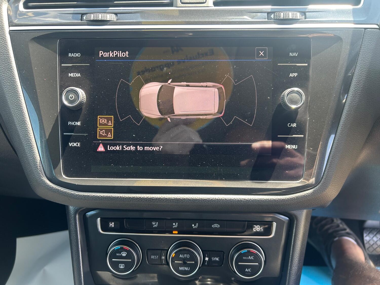 Used Volkswagen Tiguan 2017 for sale - 76662714: Photo 11