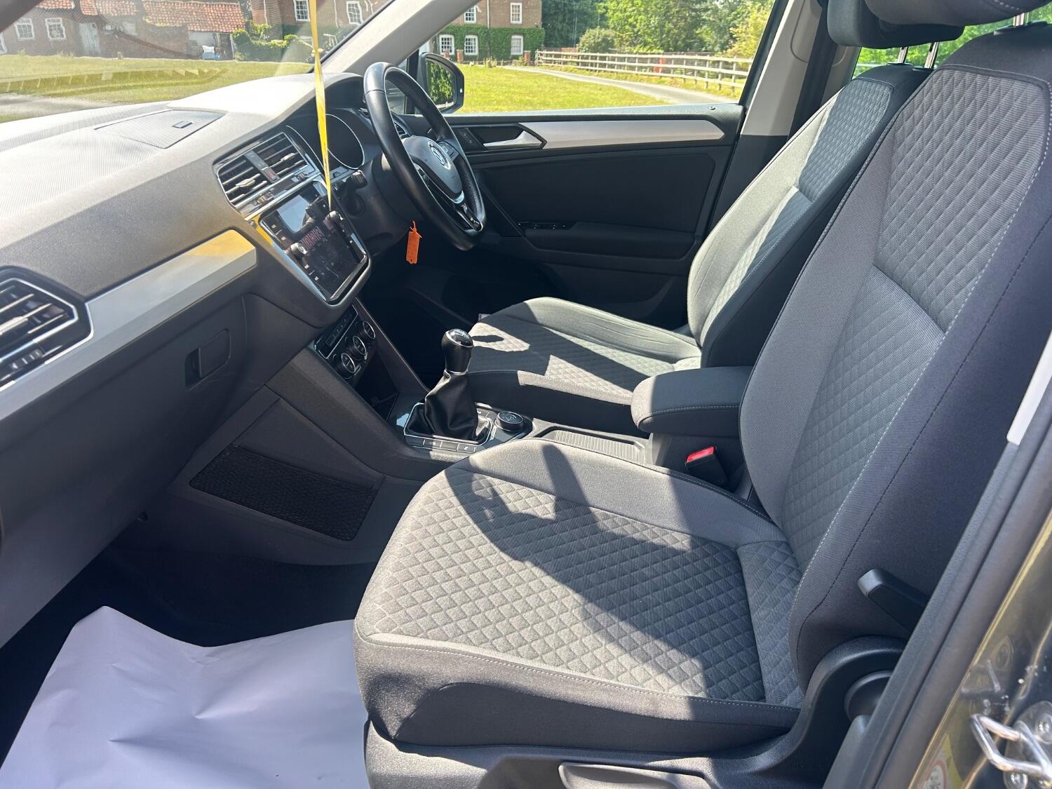 Used Volkswagen Tiguan 2017 for sale - 76662714: Photo 30