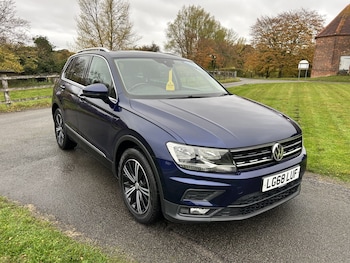 Volkswagen - Tiguan