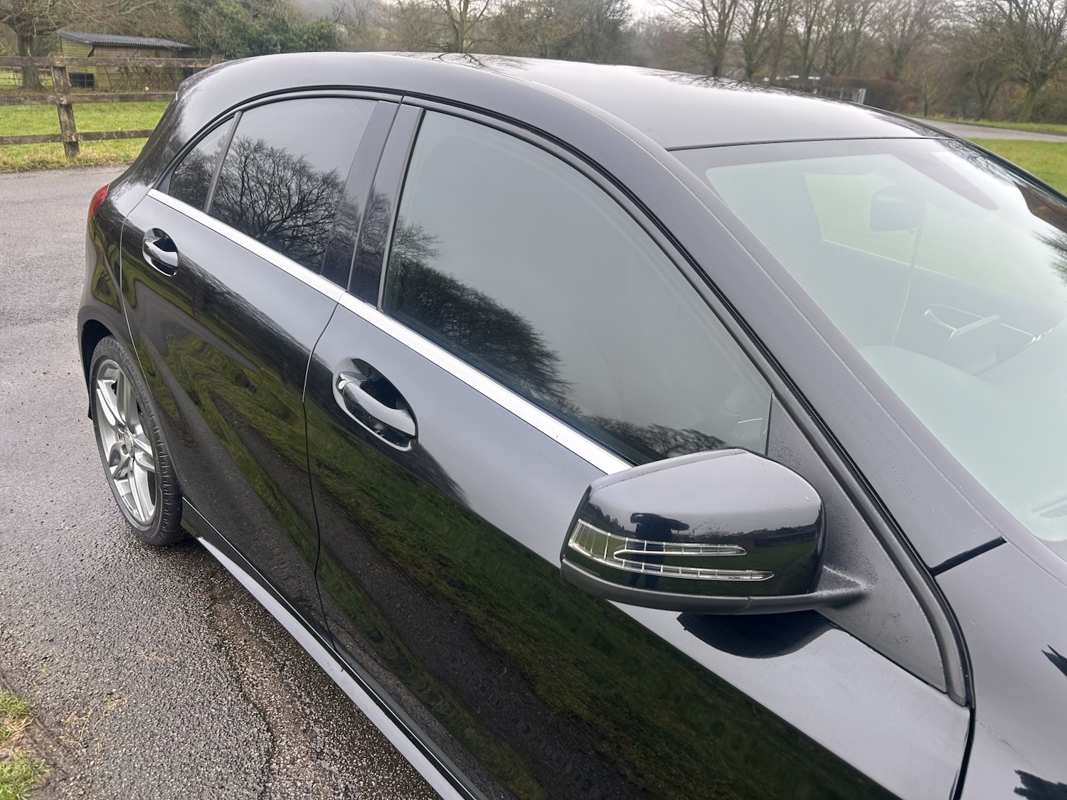 Used Mercedes-Benz A-Class 2017 for sale - 77385157: Photo 2