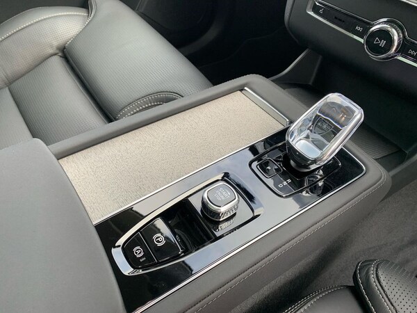 Used Volvo XC90 2025 for sale - 76057919: Photo 13