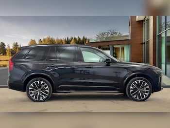 Used Volvo XC90 2025 for sale - 76422385: Photo