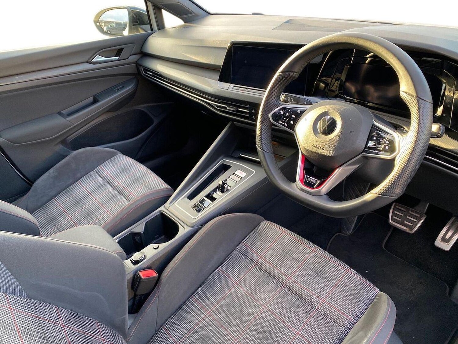 Used Volkswagen Golf 2020 for sale - 77487499: Photo 15