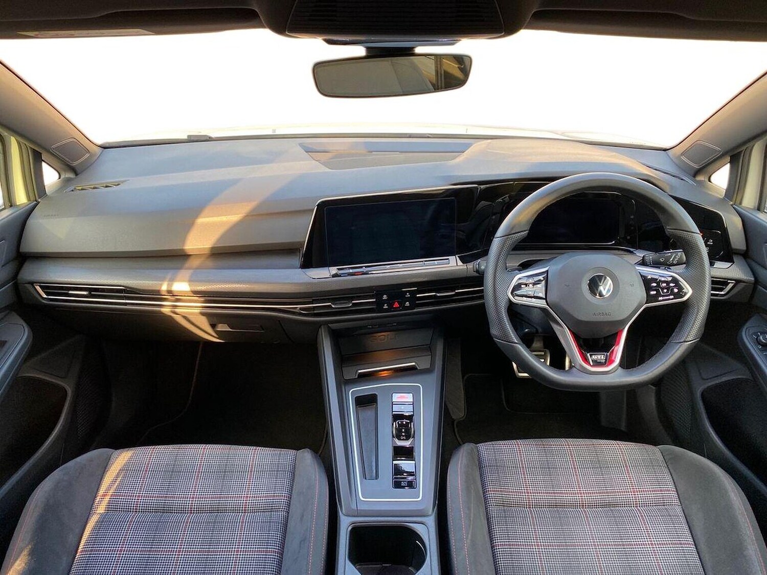 Used Volkswagen Golf 2020 for sale - 77487499: Photo 8