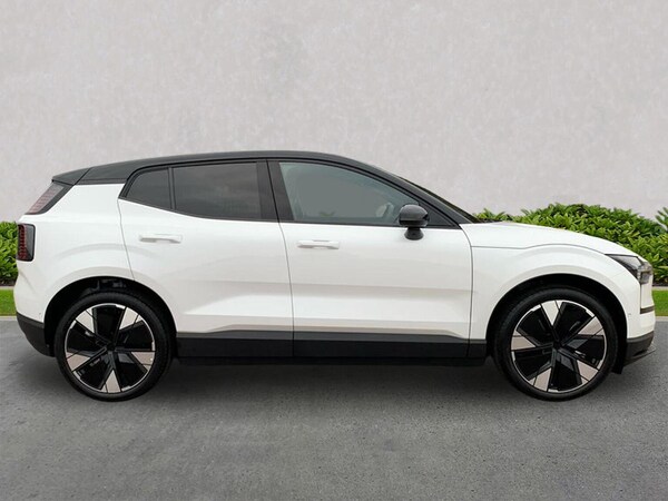 Used Volvo EX30 2025 for sale - 76198382: Photo 3