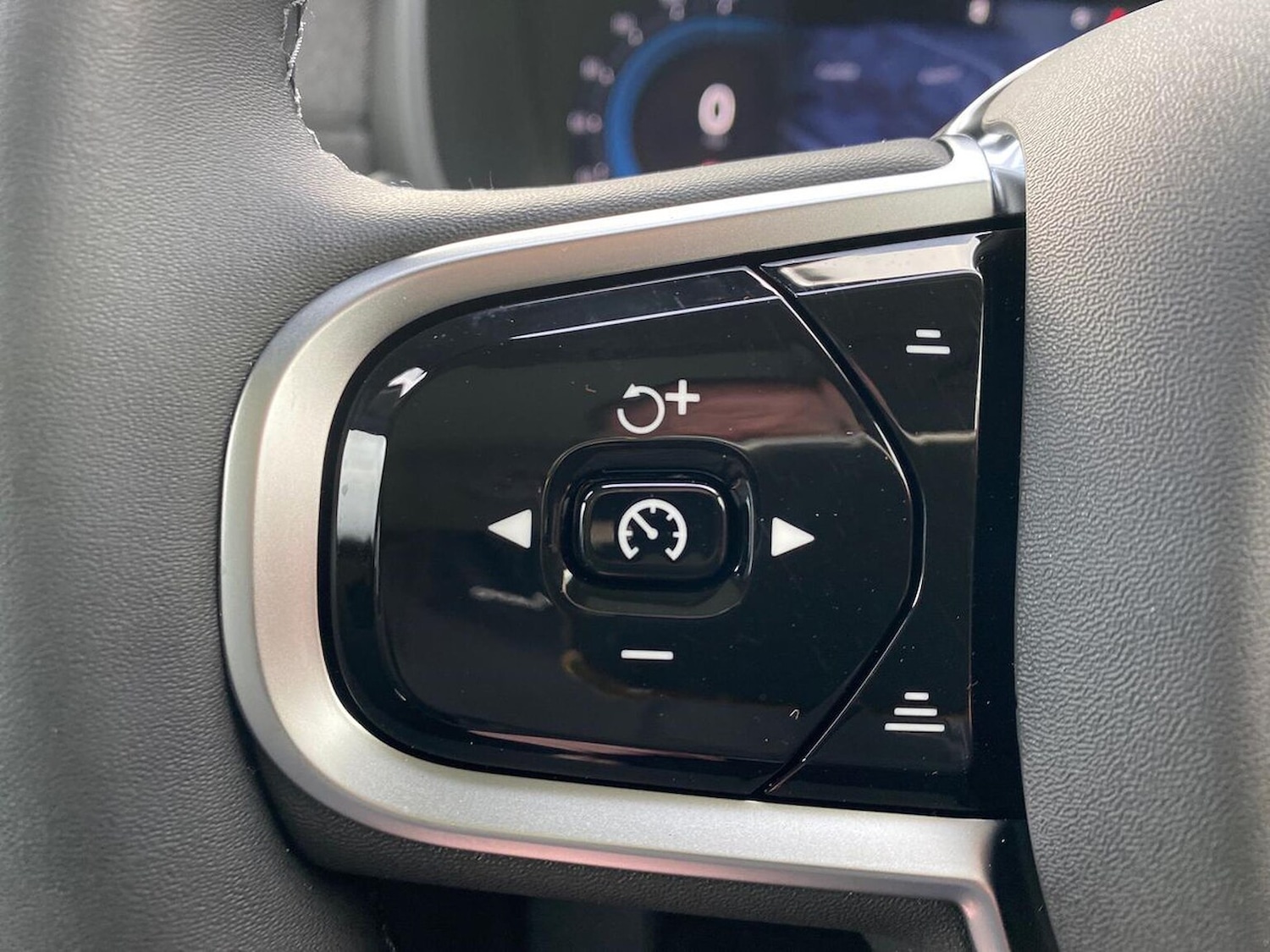 Used Volvo XC90 2024 for sale - 76497313: Photo 27