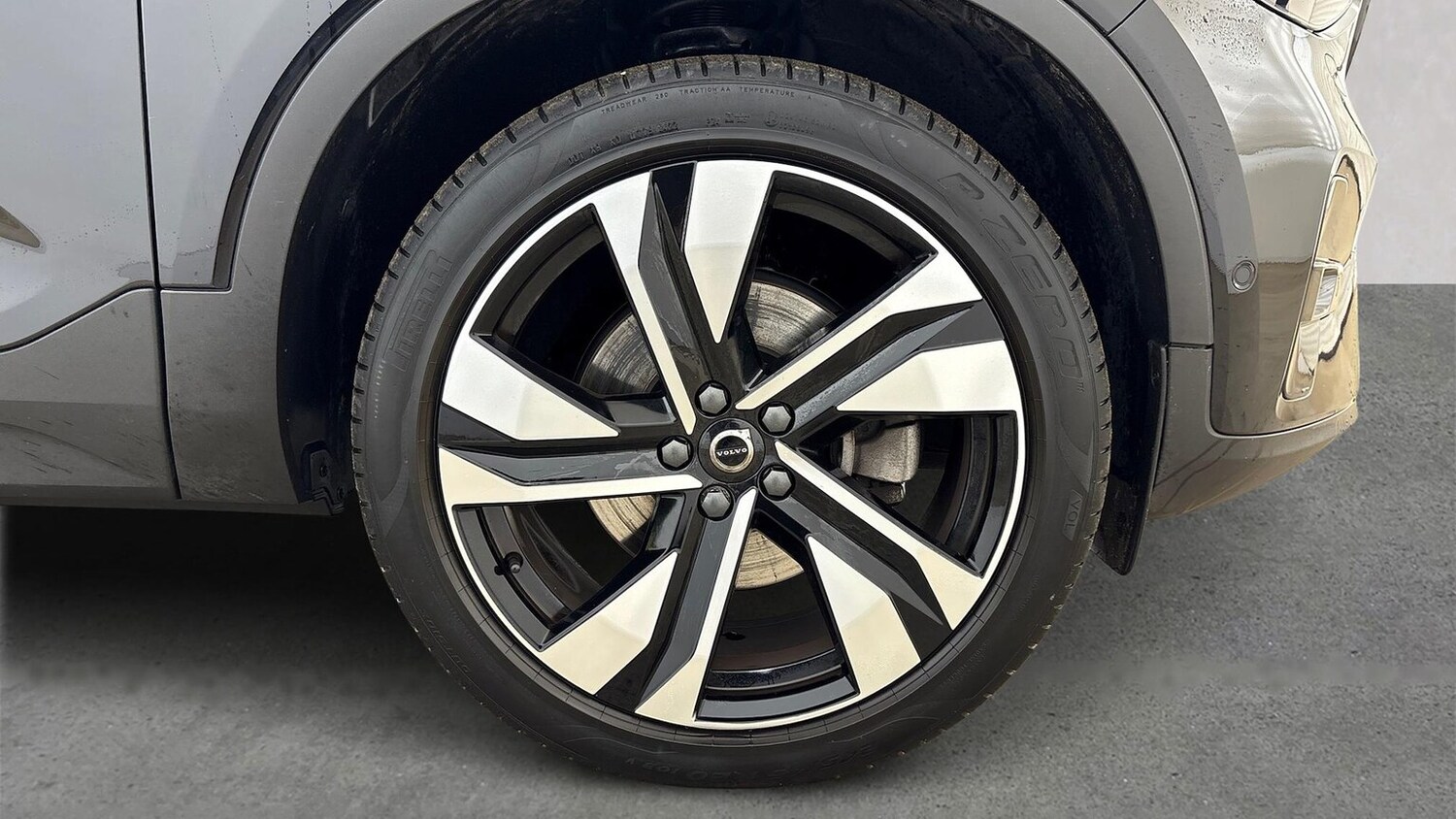 Used Volvo XC40 2022 for sale - 76969043: Photo 6