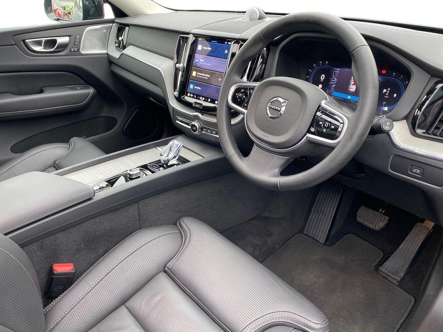 Used Volvo XC60 2024 for sale - 76236969: Photo 15