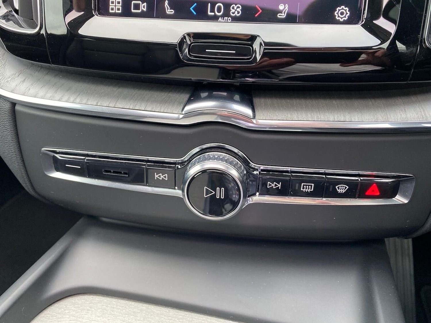 Used Volvo XC60 2024 for sale - 76236969: Photo 22