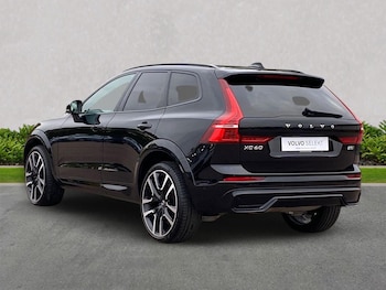 Used Volvo XC60 2024 for sale - 76236969: Photo 2