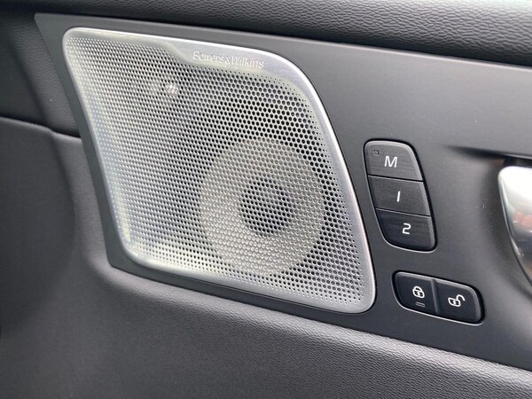 Used Volvo XC60 2024 for sale - 76236969: Photo 31