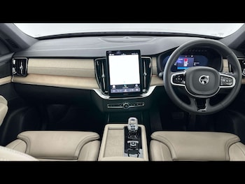 Used Volvo XC90 2025 for sale - 79380414: Photo