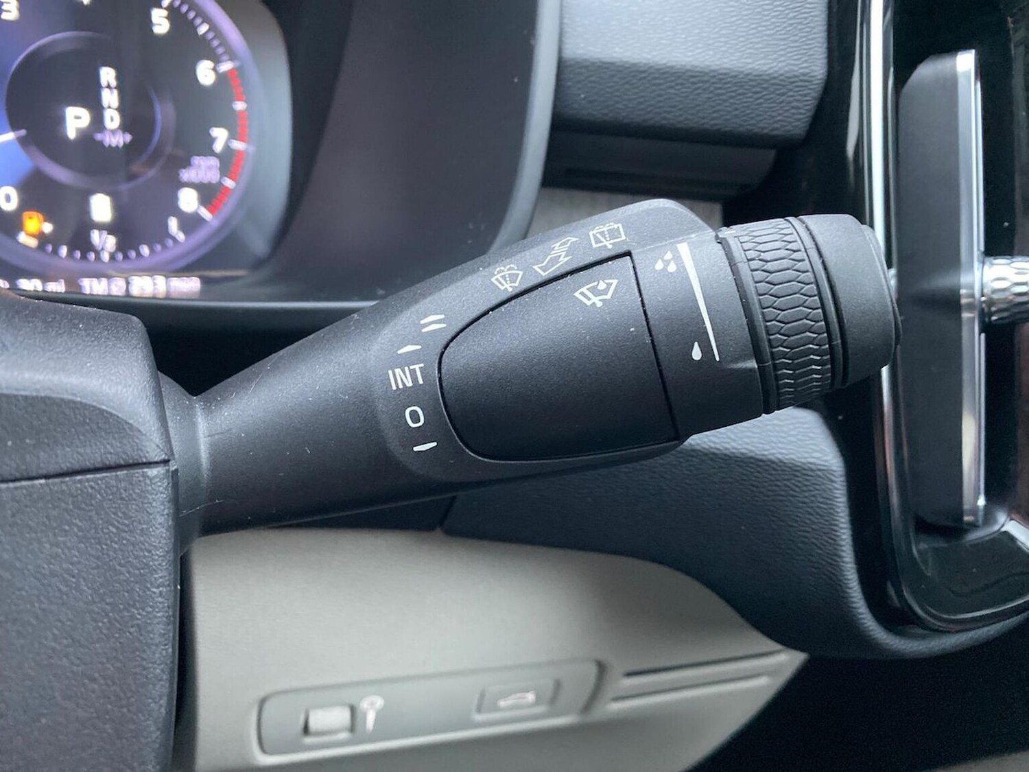 Used Volvo XC40 2020 for sale - 77789500: Photo 28