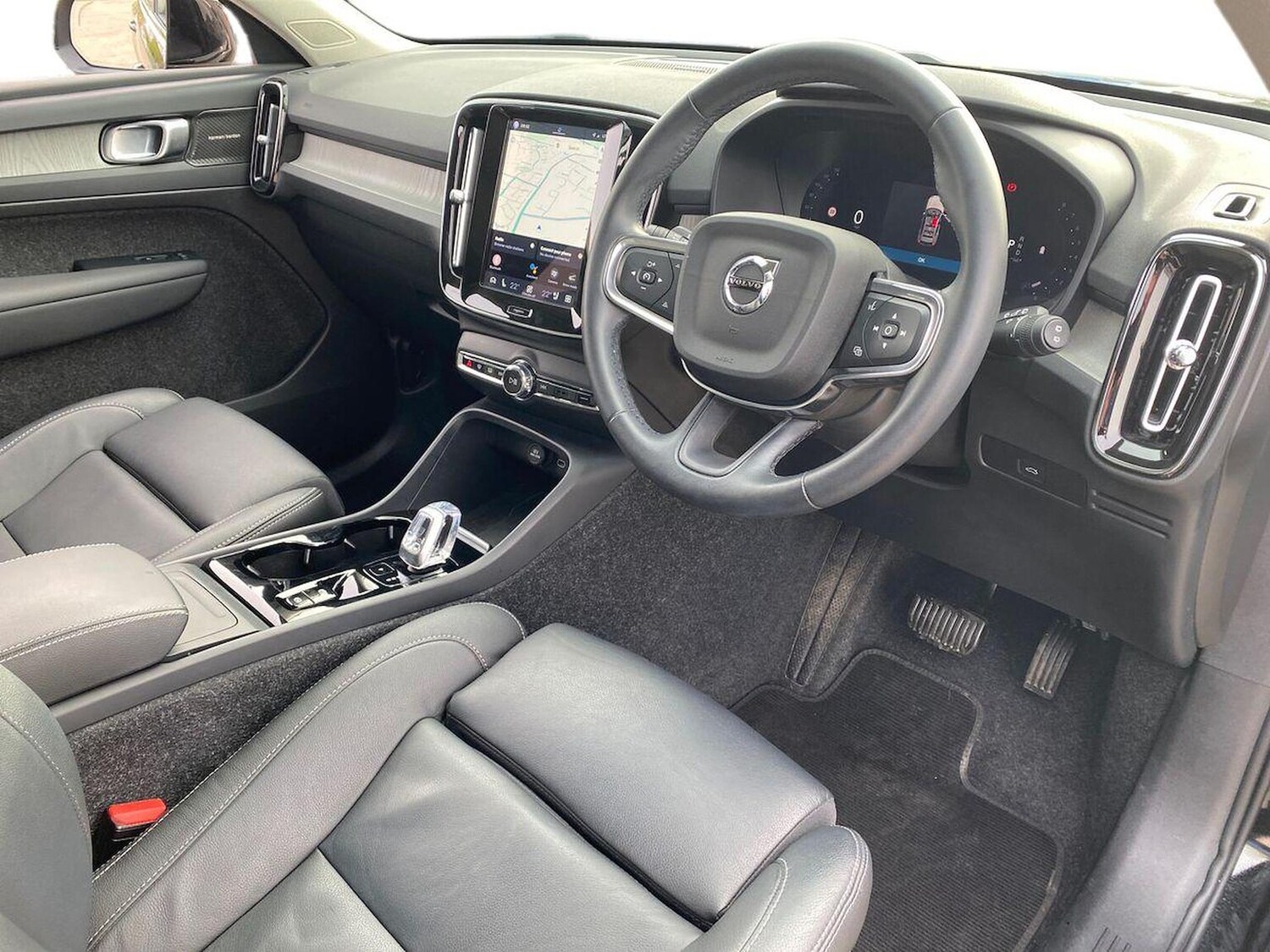 Used Volvo XC40 2024 for sale - 78193982: Photo 17