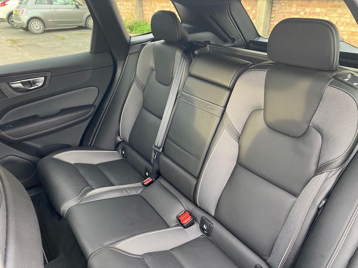 Used Volvo XC60 2019 for sale - 76497357: Photo 16