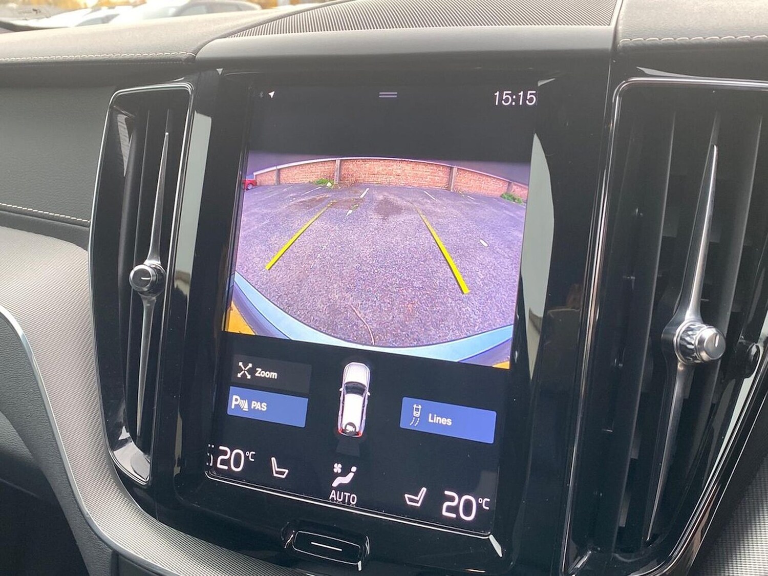 Used Volvo XC60 2019 for sale - 76497357: Photo 23