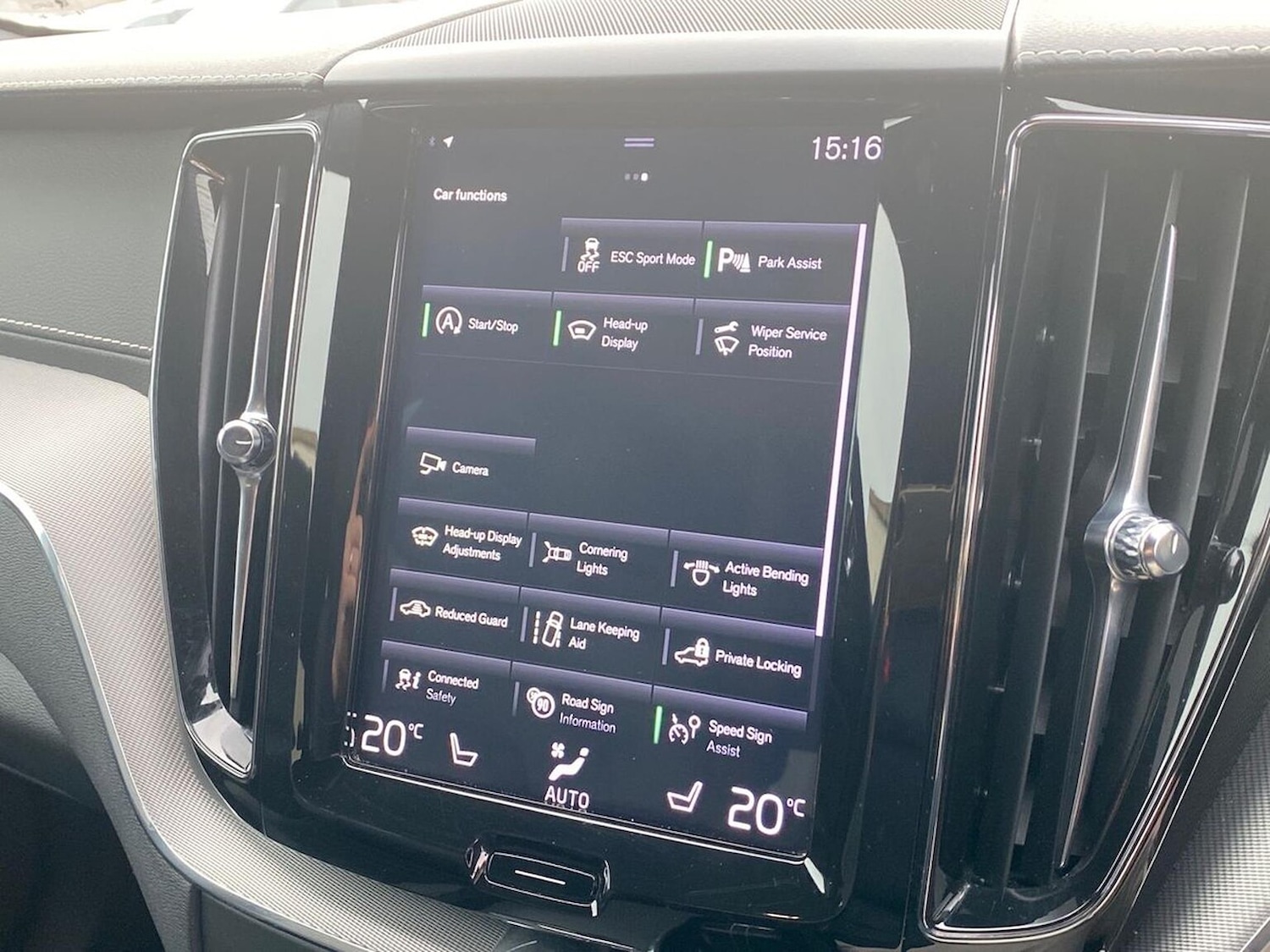 Used Volvo XC60 2019 for sale - 76497357: Photo 25