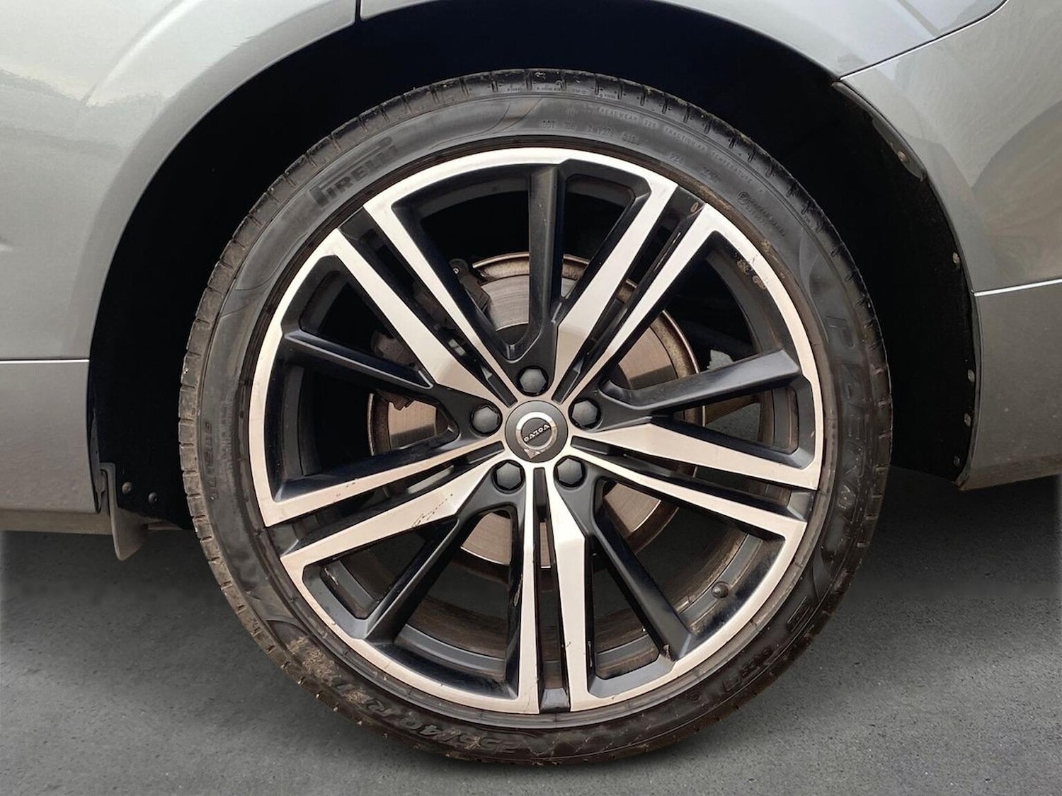 Used Volvo XC60 2019 for sale - 76497357: Photo 6