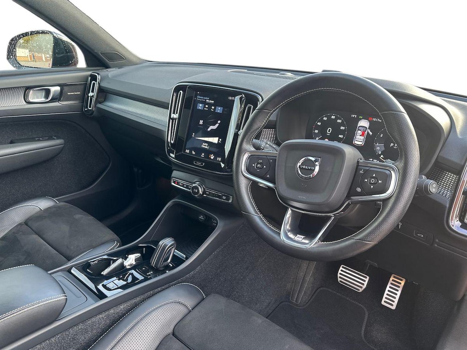 Used Volvo XC40 2018 for sale - 76543021: Photo 15