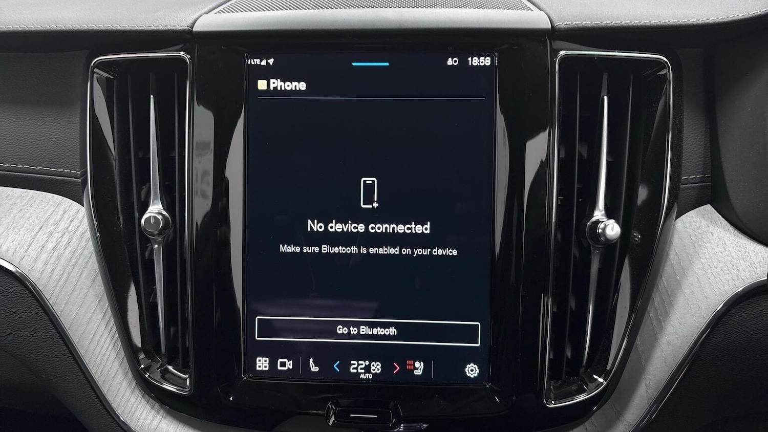 Used Volvo XC60 2025 for sale - 76699403: Photo 15