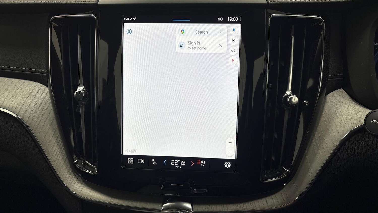 Used Volvo XC60 2025 for sale - 76699403: Photo 24