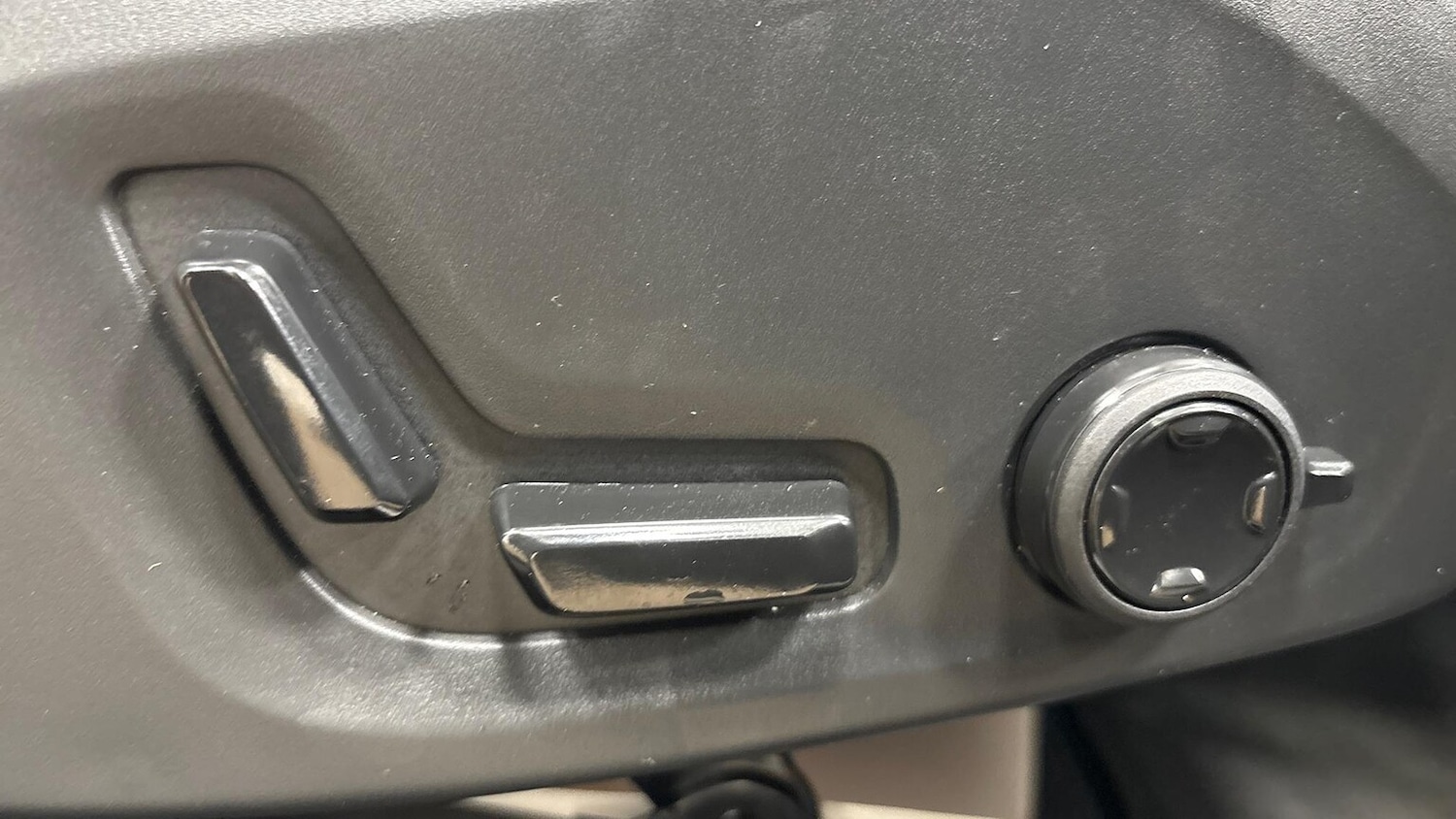 Used Volvo XC60 2025 for sale - 76699403: Photo 30