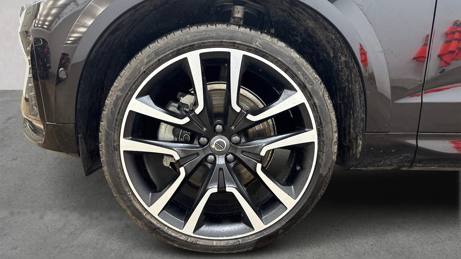 Used Volvo XC60 2025 for sale - 76699403: Photo 6