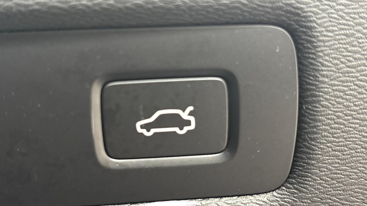 Used Volvo XC60 2022 for sale - 76969031: Photo 20