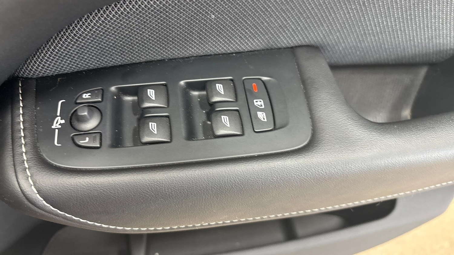 Used Volvo XC60 2022 for sale - 76969031: Photo 21