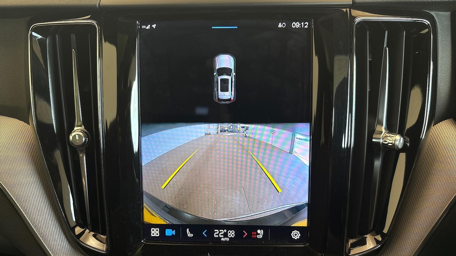 Used Volvo XC60 2022 for sale - 76969031: Photo 23