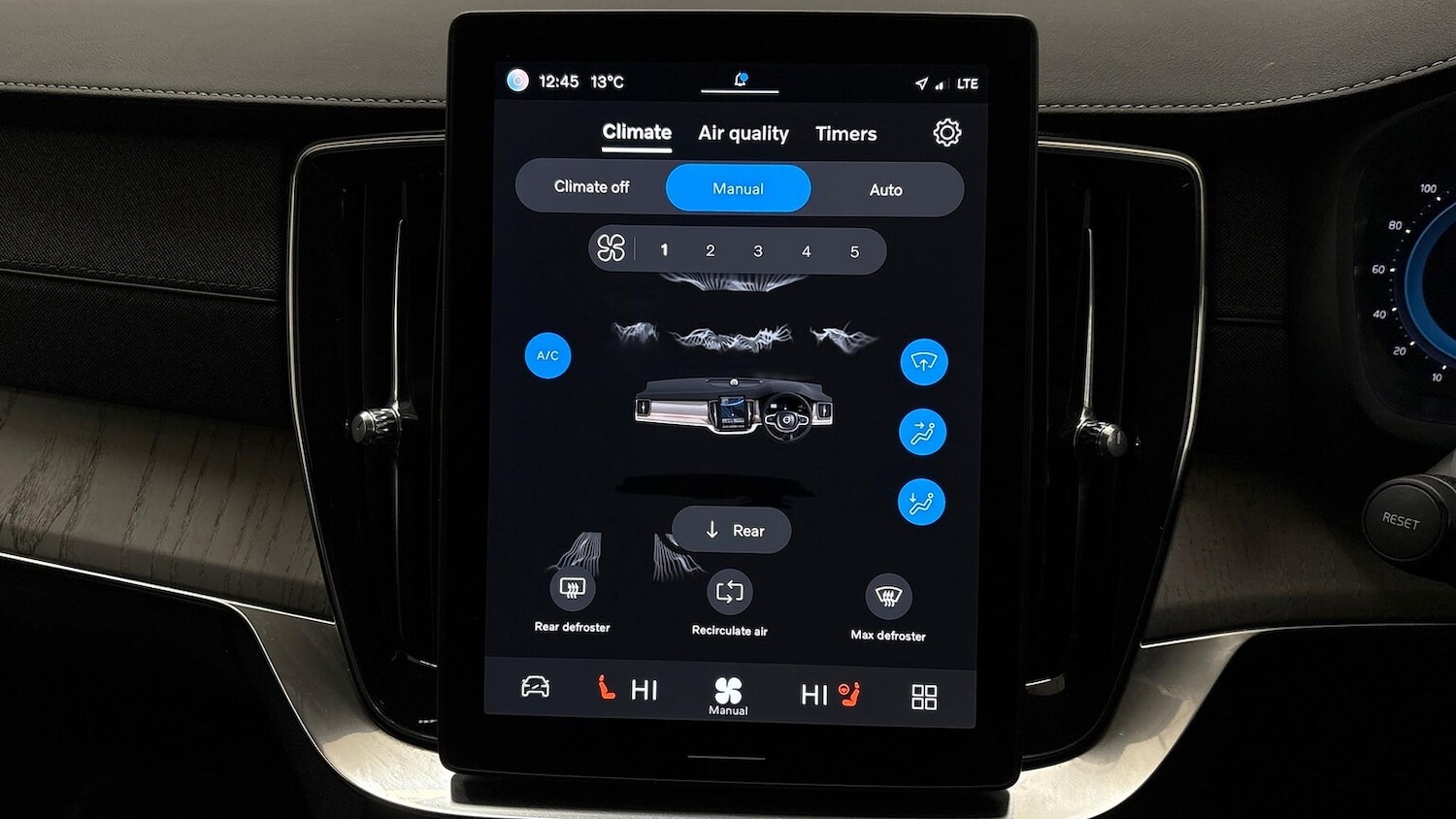 Used Volvo XC90 2025 for sale - 76941820: Photo 12